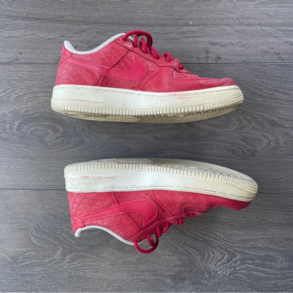 Nike Air Force 1 Sneakers - Snakeskin Red - Picture 4 of 4